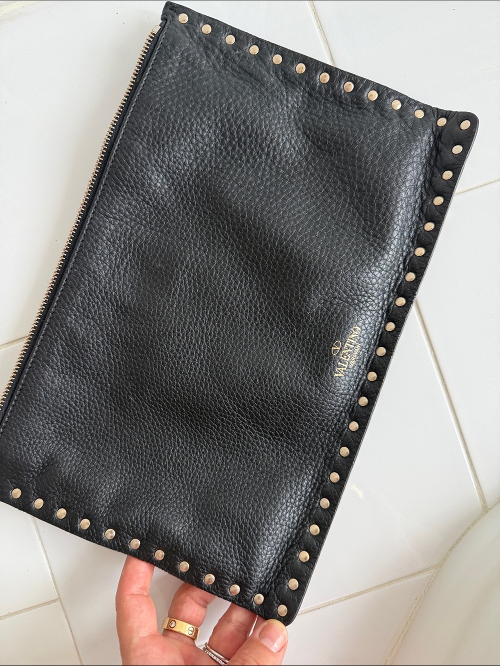 Valentino Garavani Large Rockstud Black Leather Zip Pouch Clutch